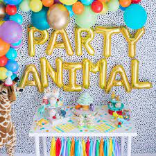 boy-birthday-jungle-animal-theme